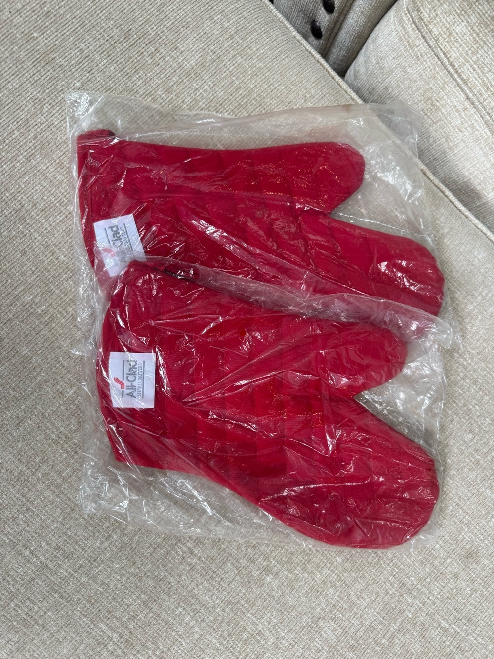 2 All-Clad Red Oven Mits! Never been used!